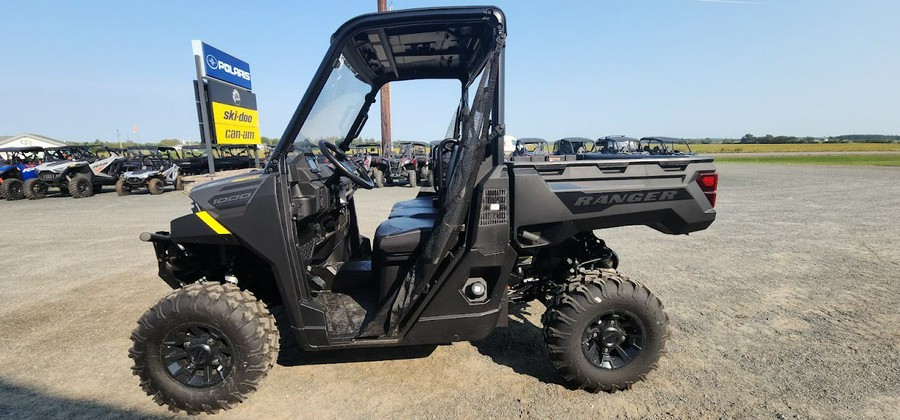 2025 Polaris Industries RANGER 1000 PREMIUM ACCESSORIES ADDED