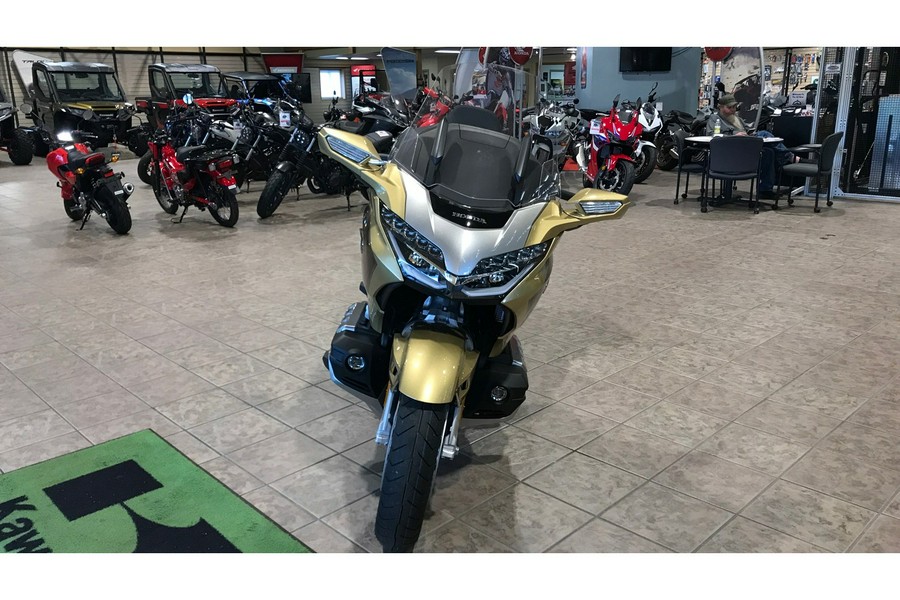 2025 Honda Gold Wing Tour DCT 50th Anniversary (GL18TDSES)