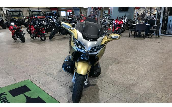 2025 Honda Gold Wing Tour DCT 50th Anniversary (GL18TDSES)