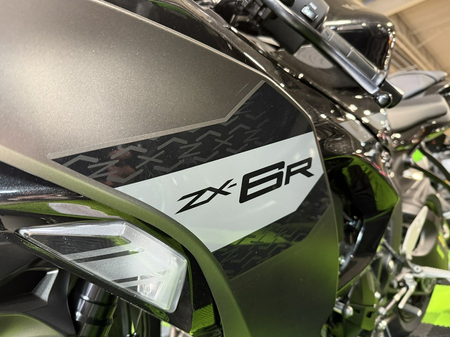 2026 Kawasaki NINJA ZX-6R ABS