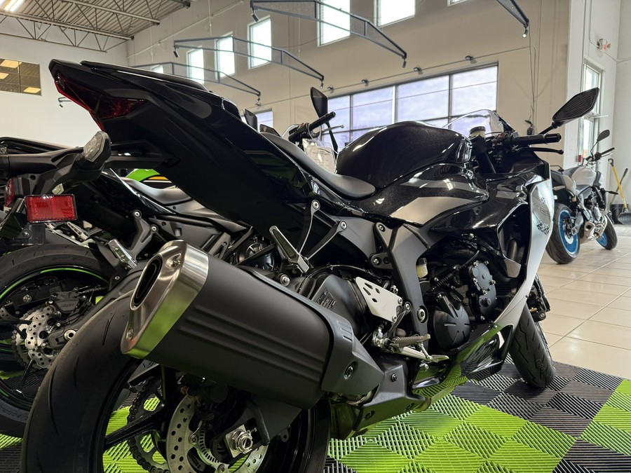 2026 Kawasaki NINJA ZX-6R ABS