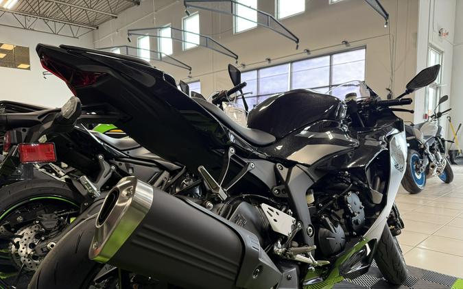 2026 Kawasaki NINJA ZX-6R ABS
