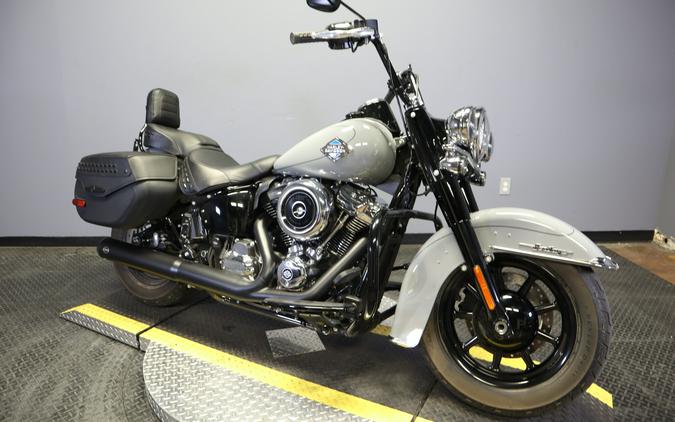 2026 Harley-Davidson Heritage Classic Dark Billiard Gray Black Cast Wheels