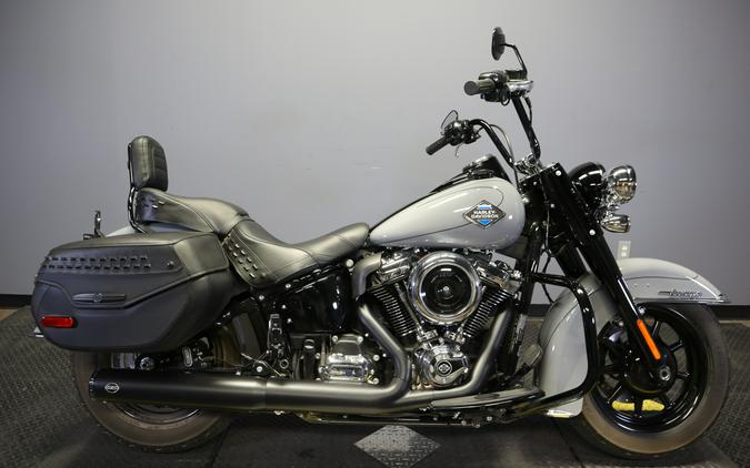 2026 Harley-Davidson Heritage Classic Dark Billiard Gray Black Cast Wheels