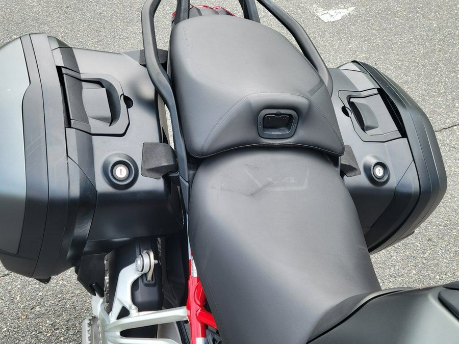 2021 Ducati Multistrada V4S Aviator Grey / Alloy Wheels