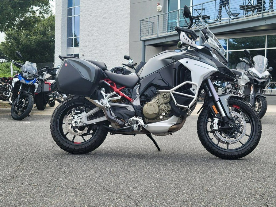 2021 Ducati Multistrada V4S Aviator Grey / Alloy Wheels