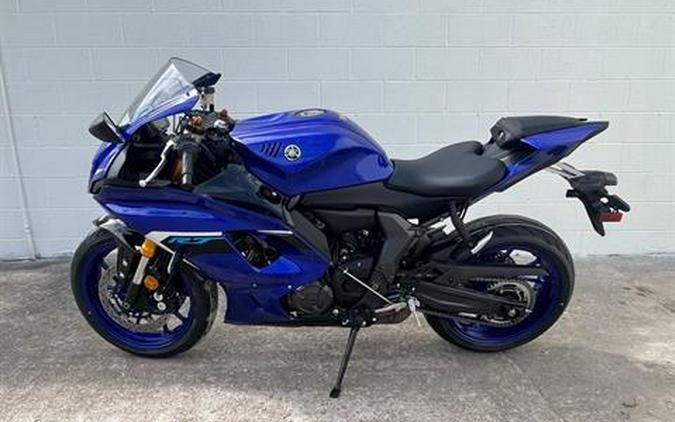 2025 Yamaha YZF-R7