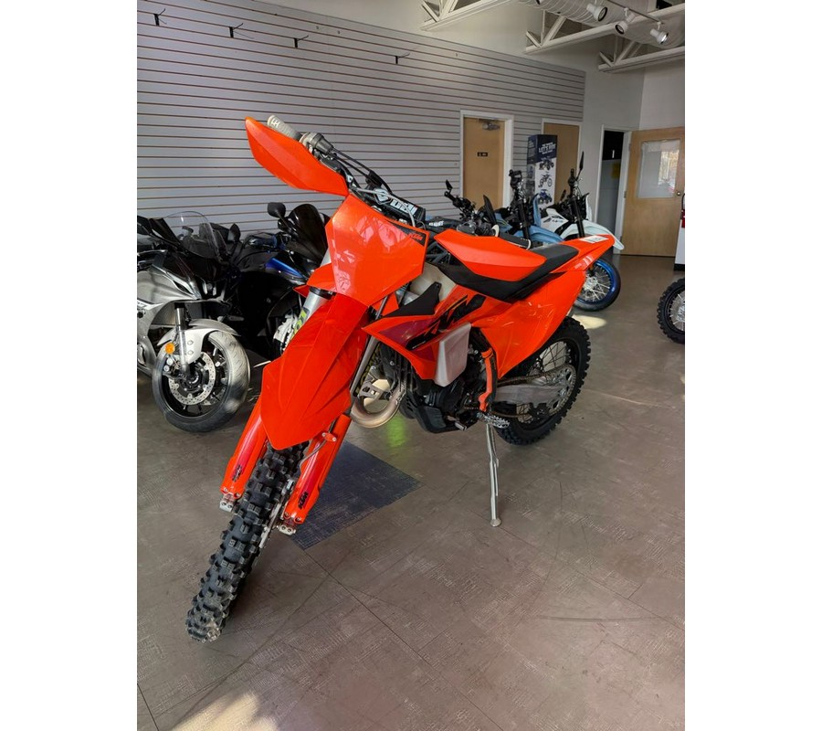 2025 KTM XC 125