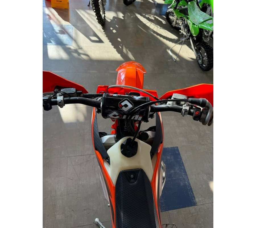 2025 KTM XC 125