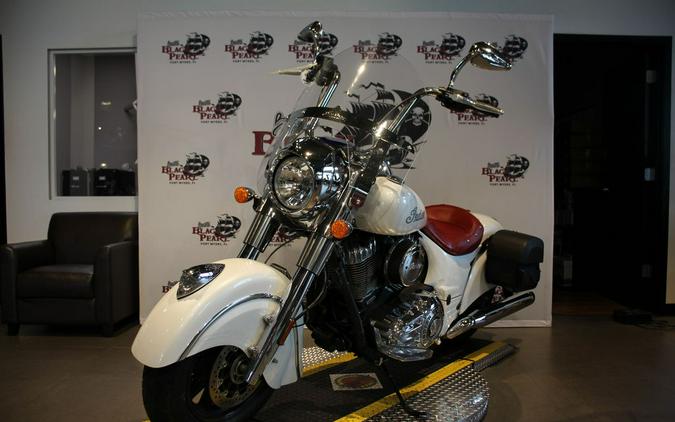 2016 Indian CHIEF CLASSIC, PEARL WHITE, 49S Classic