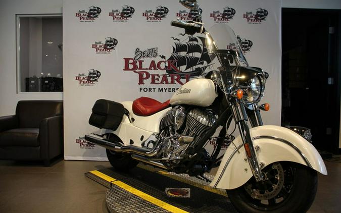 2016 Indian CHIEF CLASSIC, PEARL WHITE, 49S Classic