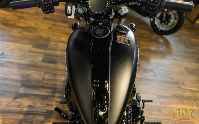 2023 Indian Motorcycle® Chief Dark Horse® Black Smoke