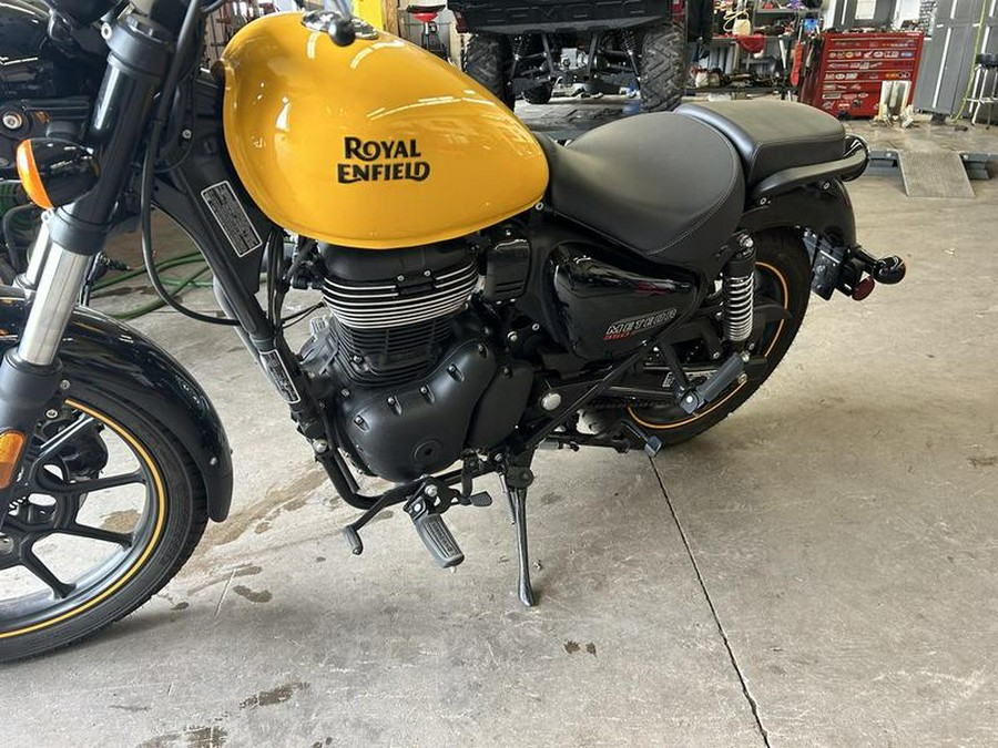 2021 Royal Enfield Meteor 350 Fireball Yellow