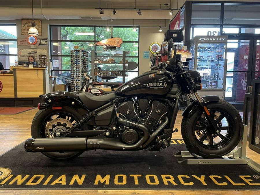 2025 Indian Scout Bobber Black Metallic