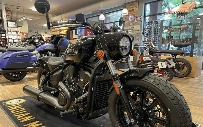 2025 Indian Scout Bobber Black Metallic