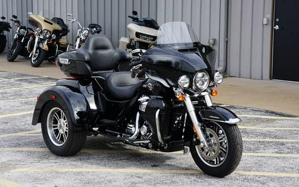 2023 Harley-Davidson FLHTCUTG - Tri Glide Ultra