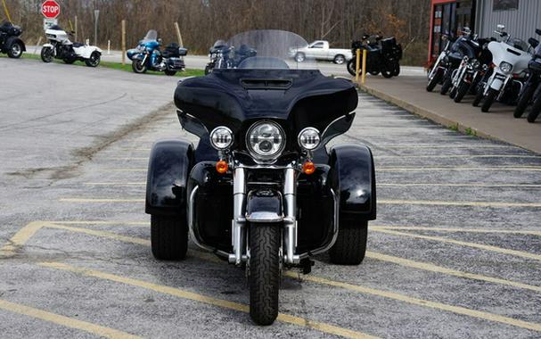 2023 Harley-Davidson FLHTCUTG - Tri Glide Ultra