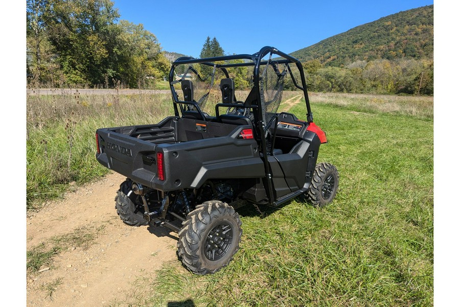 2026 Honda Pioneer 700 Deluxe