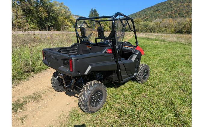 2026 Honda Pioneer 700 Deluxe