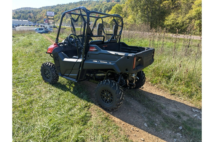 2026 Honda Pioneer 700 Deluxe