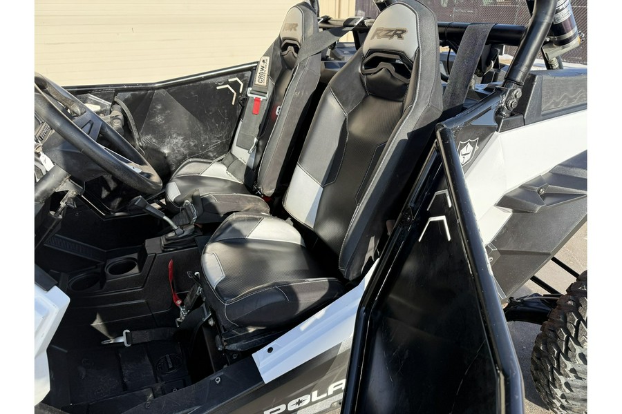 2015 Polaris RZR XP 1000 EPS WHITE LIGHTNING (MONOCHROME