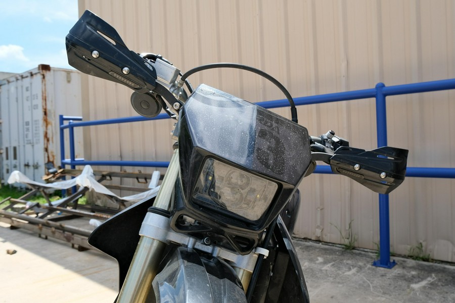 2022 SUZUKI DR-Z 400SM