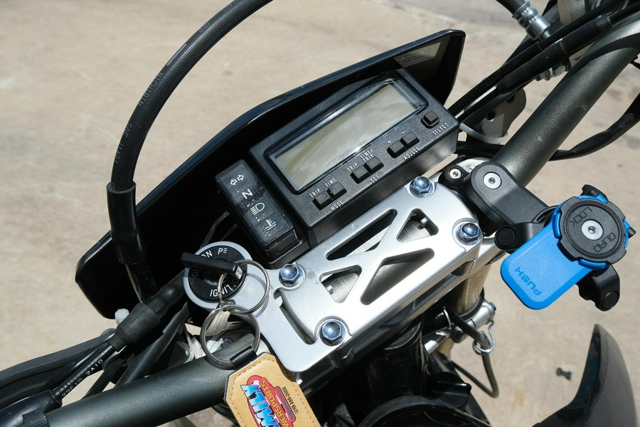 2022 SUZUKI DR-Z 400SM