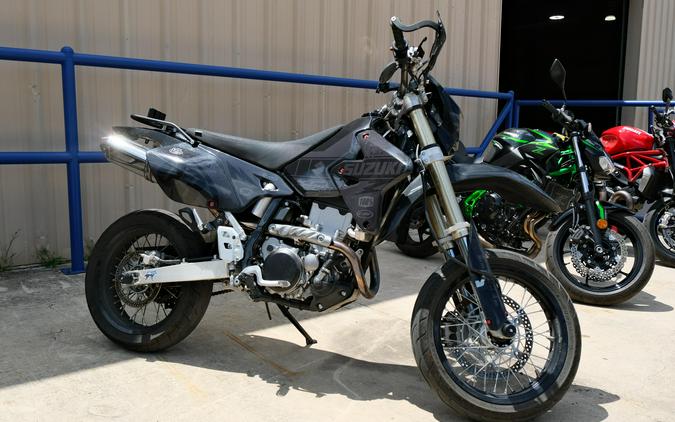 2022 SUZUKI DR-Z 400SM