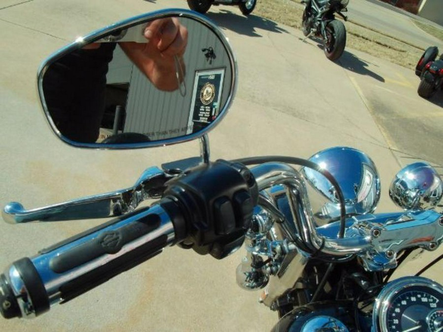 2006 Harley-Davidson® FLSTCI HERITAGE CLASSIC