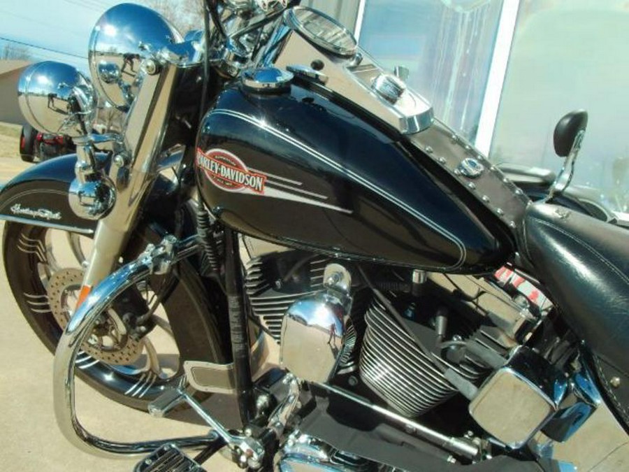 2006 Harley-Davidson® FLSTCI HERITAGE CLASSIC