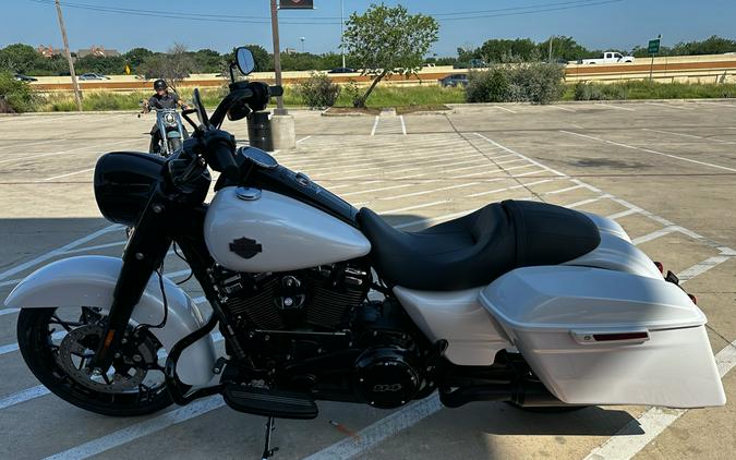 2024 Harley-Davidson Road King® Special