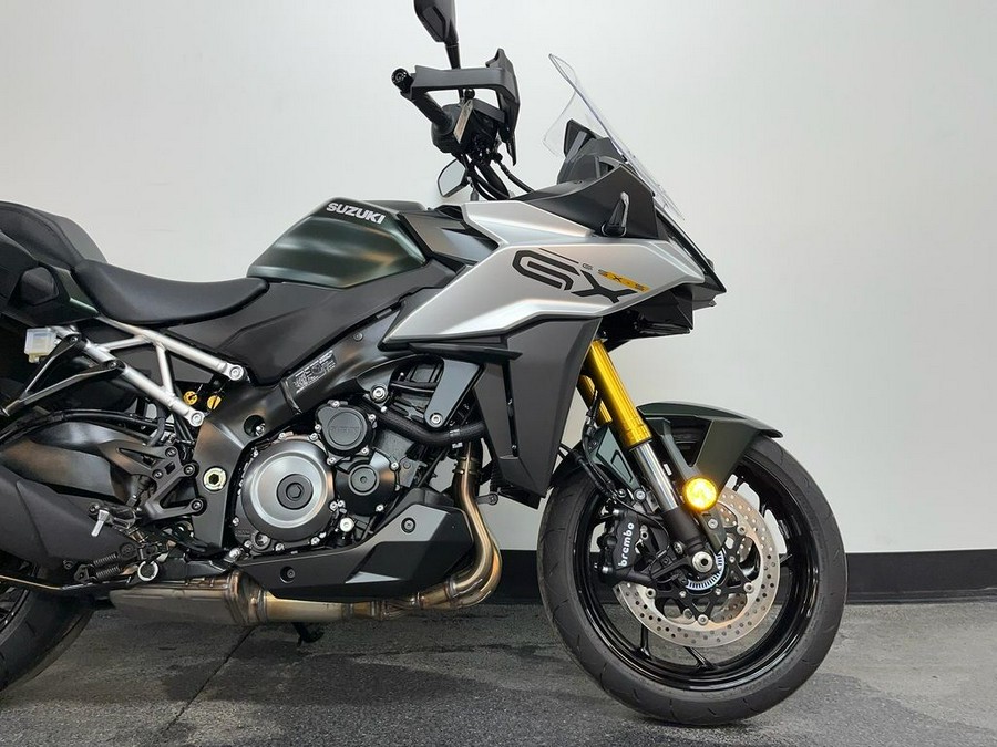 2024 Suzuki GSX-S1000GX Plus
