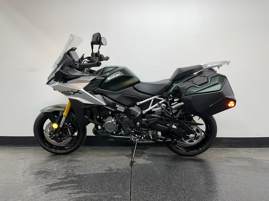 2024 Suzuki GSX-S1000GX Plus