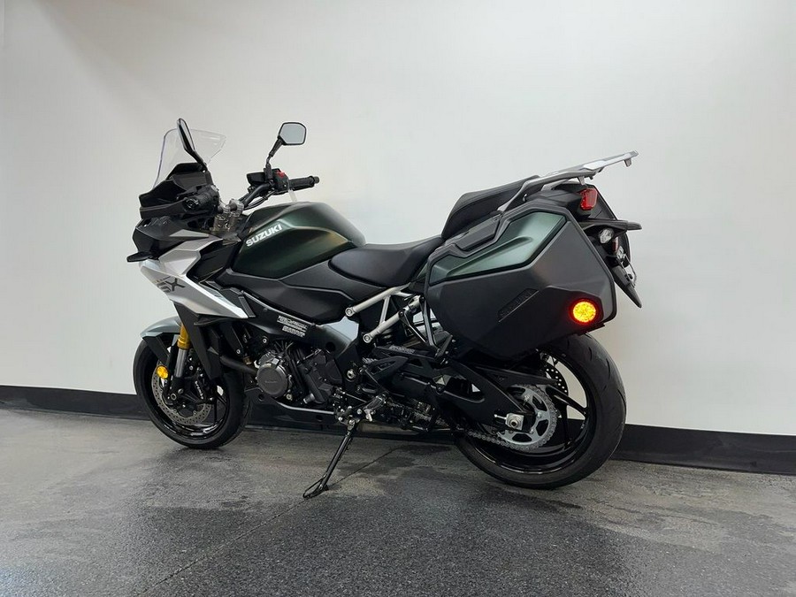 2024 Suzuki GSX-S1000GX Plus