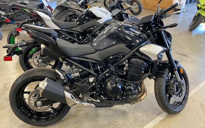 2025 Kawasaki Z900 ABS