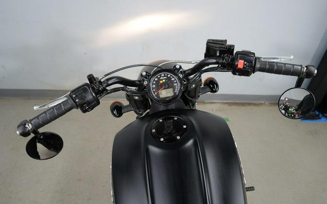 2018 Indian Motorcycle® Scout® Bobber ABS Thunder Black Smoke