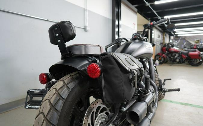 2018 Indian Motorcycle® Scout® Bobber ABS Thunder Black Smoke