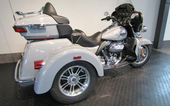 2024 Harley-Davidson® FLHTCUTG - Tri Glide® Ultra