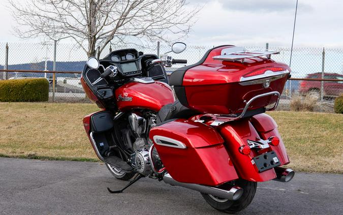 2024 Indian Motorcycle® Pursuit® Limited® with PowerBand Audio Package Sunset Red Metallic