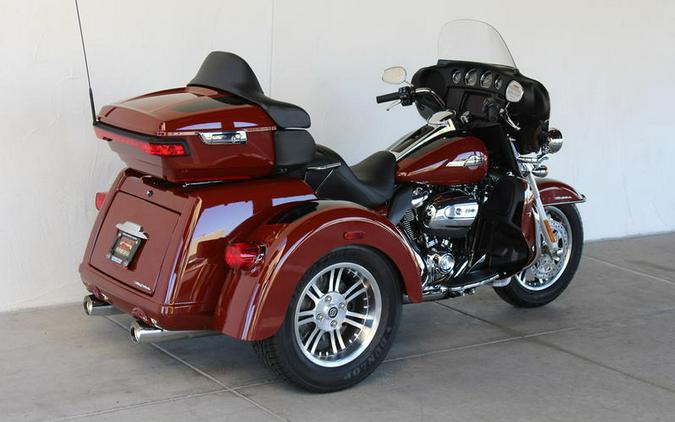 2024 Harley-Davidson® FLHTCUTG - Tri Glide® Ultra