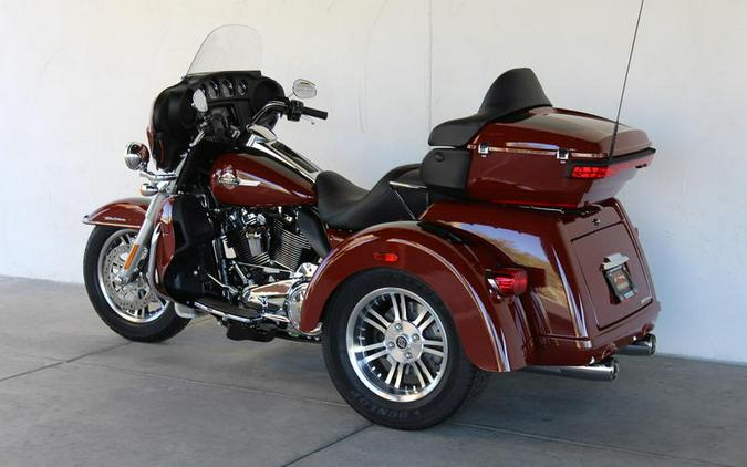 2024 Harley-Davidson® FLHTCUTG - Tri Glide® Ultra