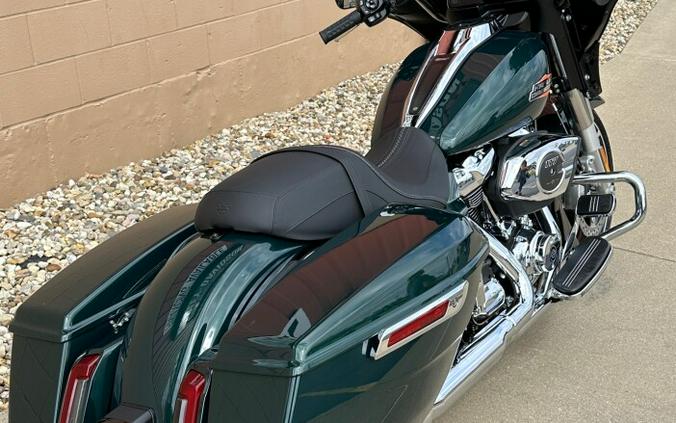 2024 Harley-Davidson Street Glide® Alpine Green