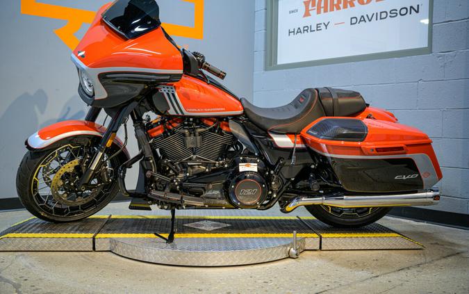 2024 Harley-Davidson CVO Street Glide Grand American Touring FLHXSE