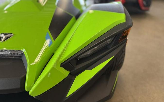 2025 Polaris Slingshot® Slingshot® SL AutoDrive Liquid Lime