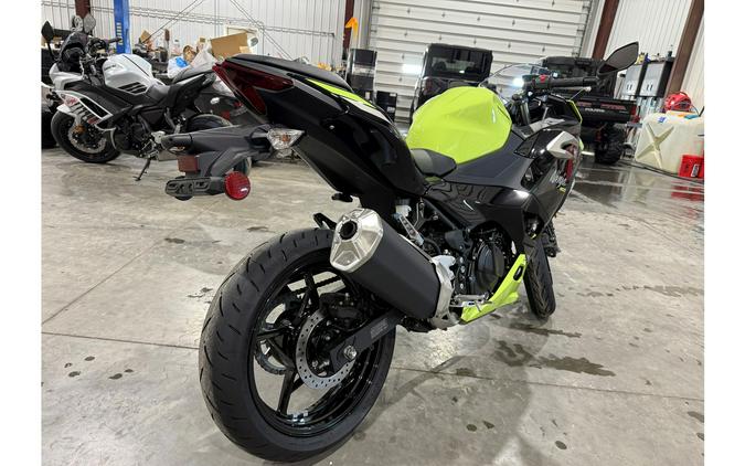 2026 Ninja® 500 ABS - Kawasaki