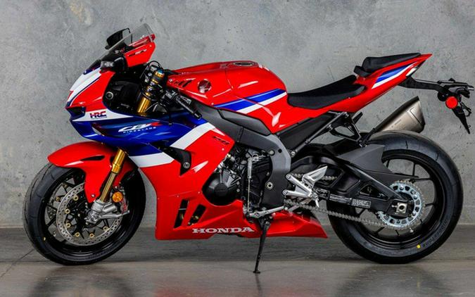 2026 Honda CBR1000RR-R Fireblade SP