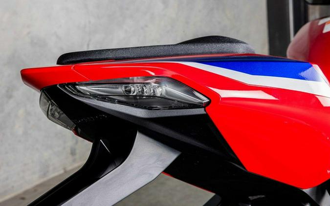 2026 Honda CBR1000RR-R Fireblade SP