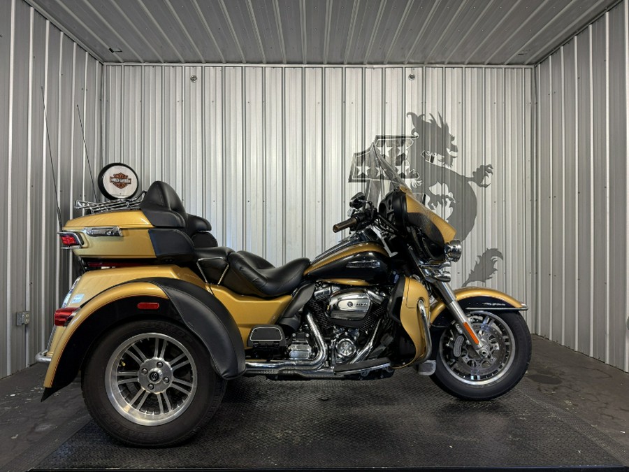2017 Harley-Davidson TRI GLIDE ULTRA CLASSIC