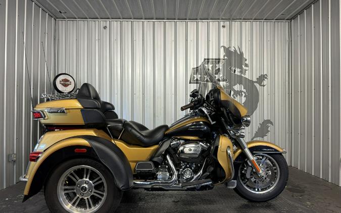 2017 Harley-Davidson TRI GLIDE ULTRA CLASSIC