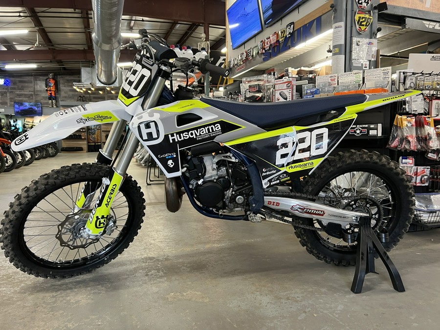 2025 Husqvarna TC 300